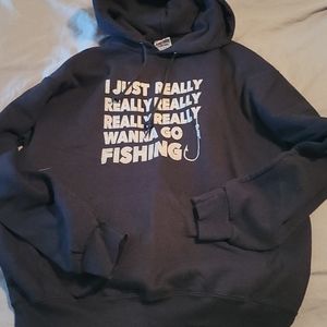 Fishing sweatshirt. Size M